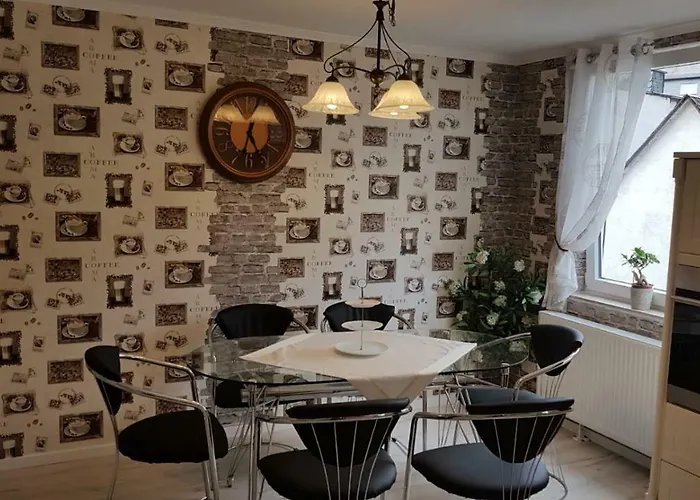 Daire 75Qm Ferienwohnung Im Bacharach-Steegertal - Ruhig & Ideal Fuer 2-4 Personen Bacharach